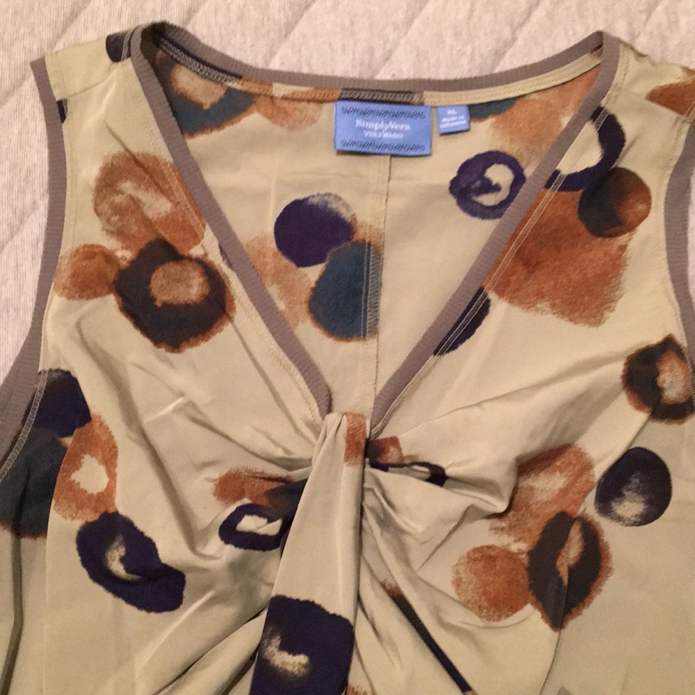 Size XL Dress Top Bundle 🌷 - Picture 3 of 6